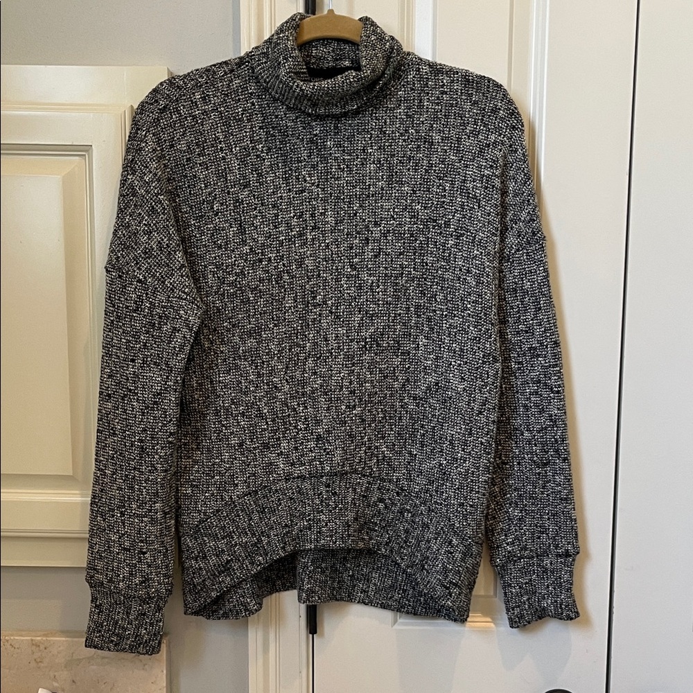 Topshop Black and White Knit Sweater
